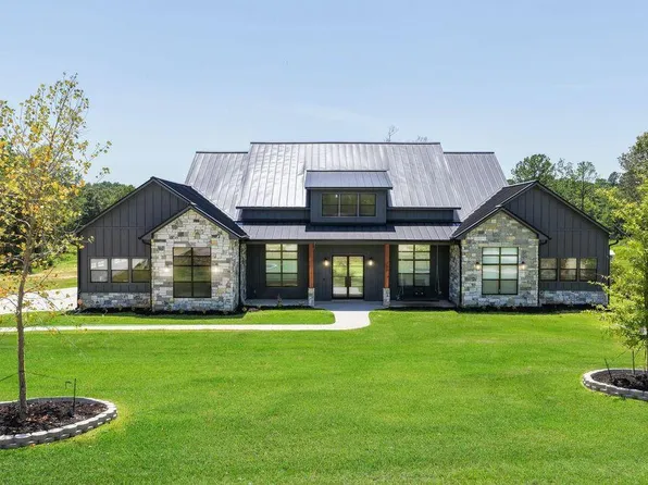 150 Quiet Springs Trl, Willis, TX 77378