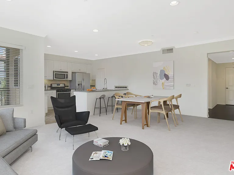 6020 Seabluff Dr #303 — Photo 4