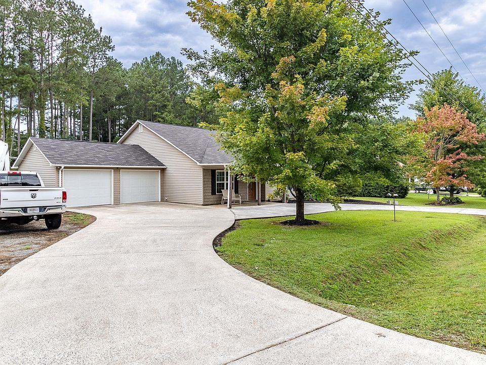 715 Shawn Ln, Chatsworth, GA 30705 | Zillow