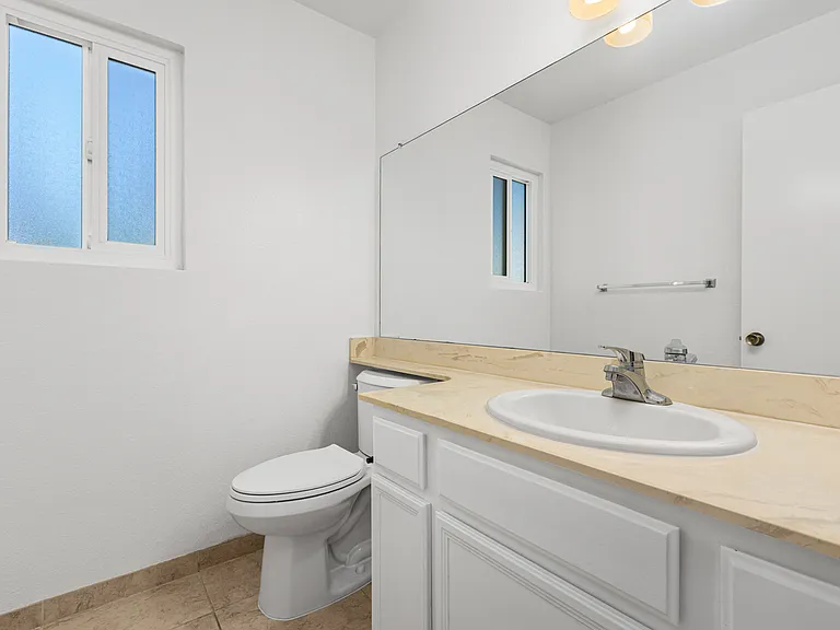 683 Wolf Point Ct — Photo 18