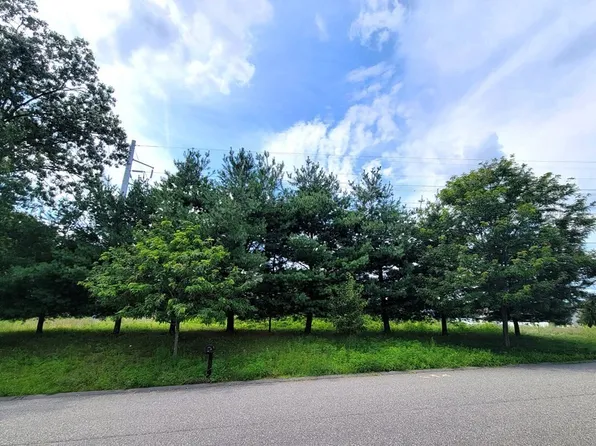 0 Focosi Ln Lot 17, Ludlow, MA 01056