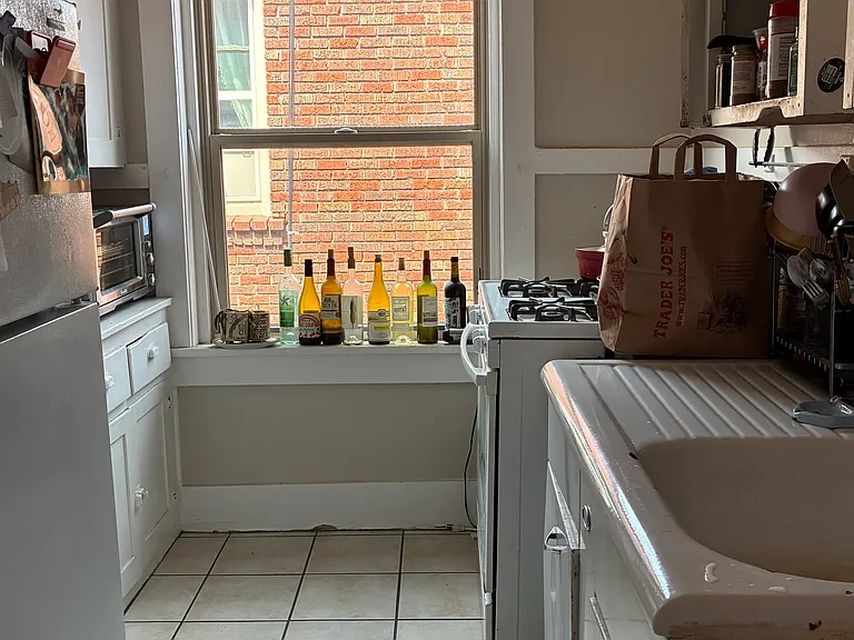 1507 E 16th St #20 — Photo 10