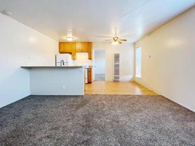 Berkeley Apts — Photo 11