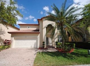 16105 Opal Creek Dr, Fort Lauderdale, FL 33331