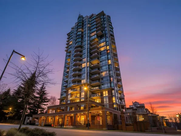 13399 104th Ave #2209, Surrey, BC V3T 0C9