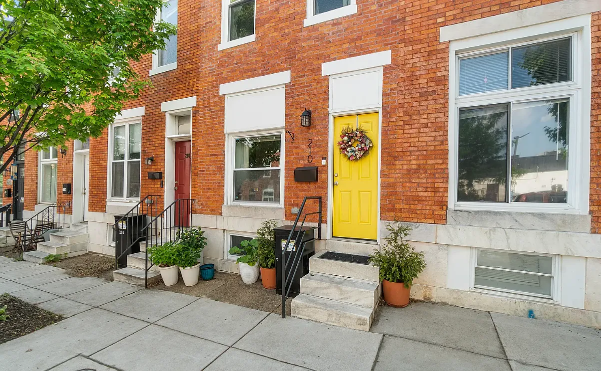2 bed, 1600 sqft, $2,500 — Photo 2