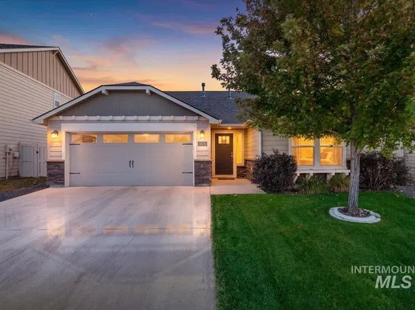 4526 N Glenrock Way, Meridian, ID 83646