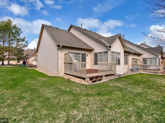 3rd image of 8425 Burlwood Dr
