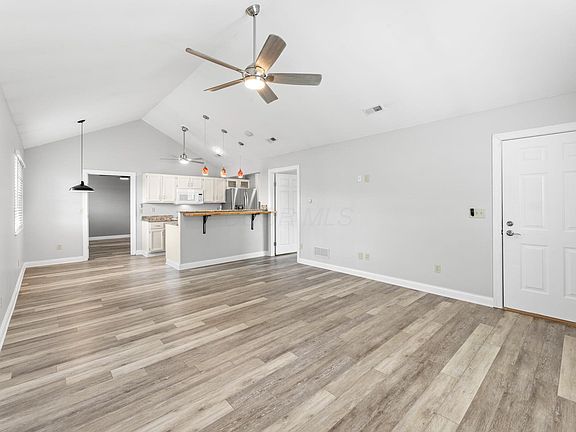 2nd image of 5359 Pond View Dr