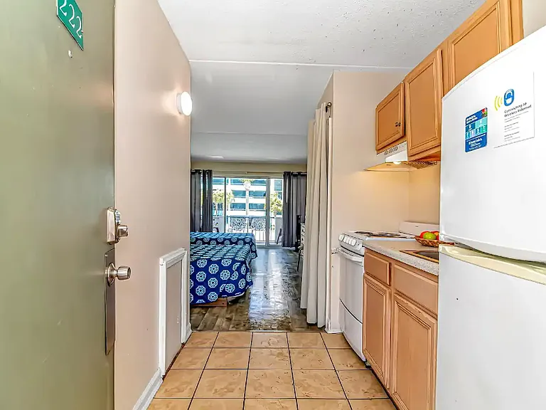 1600 S Ocean Blvd #222 — Photo 5