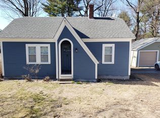 199 W Main St, Ayer, MA 01432