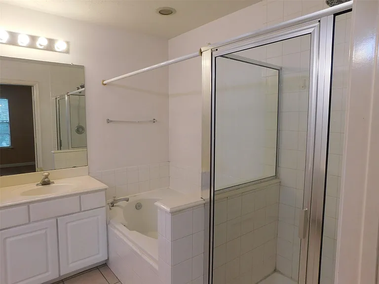 2710 Grants Lake Blvd #J2 — Photo 37