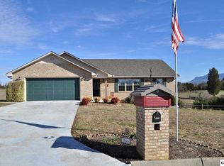 330 Ashley Dr, Seymour, TN 37865