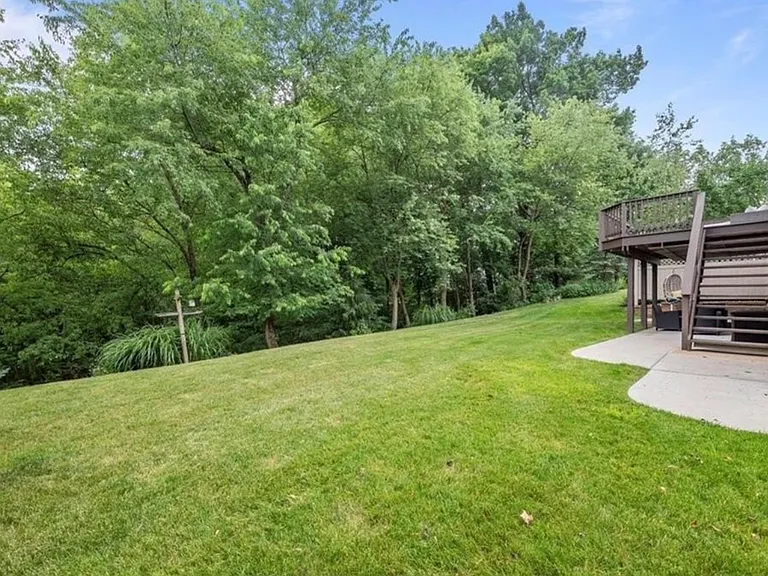 4008 Claridon Dr — Photo 36