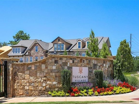 4th image of 110 Via Roma