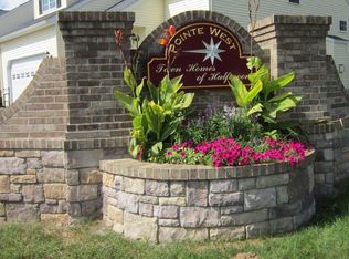 14B Pointe West Dr, Clifton Park, NY 12065