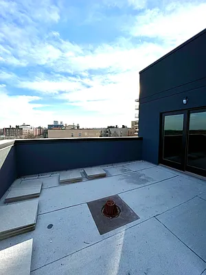 Rented by Elmekies Equities | media 10