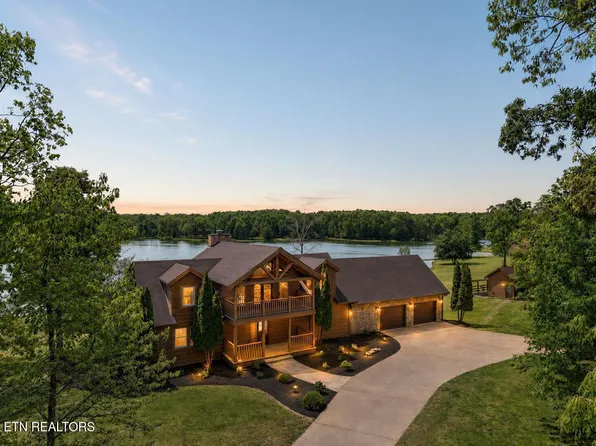 2442 Long Branch Rd, Spencer, TN 38585