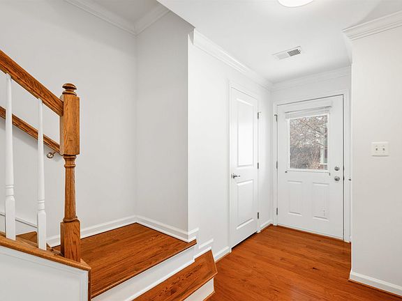 4th image of 1511 Wickham Pond Dr