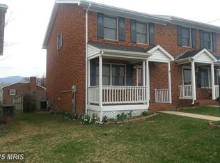 217 3rd St, Luray, VA 22835