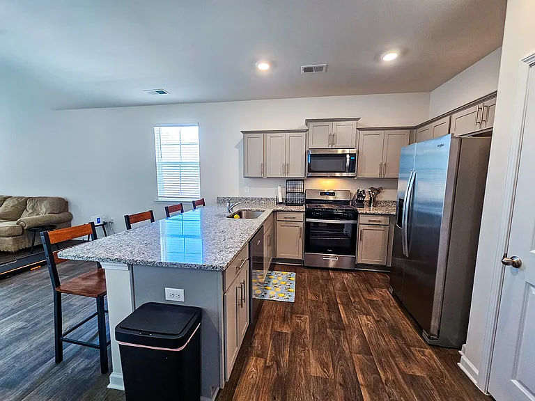 1253 Mosser Dr — Photo 12