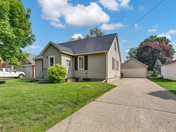 609 S Prairie St, Lake City, MN 55041