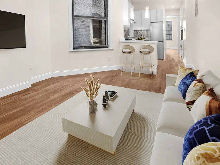 210 W 80th St #3RW — Photo 1
