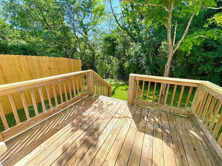 16 Evergreen Ave #A — Photo 16