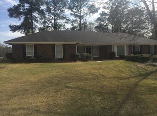 5048 Donna Sue Dr, Columbus, GA 31907