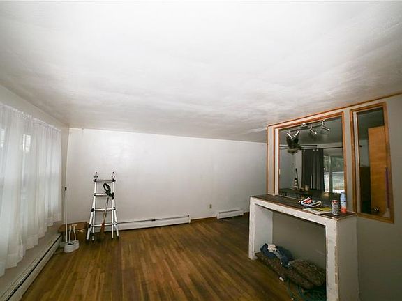 2nd image of 221 Crescent Garden Dr
