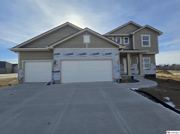 17101 Sophia St, Bennington, NE 68007