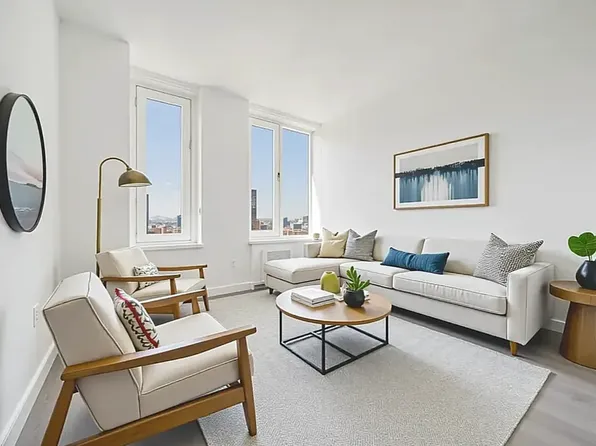 2455 3rd Avenue image 1 of 34