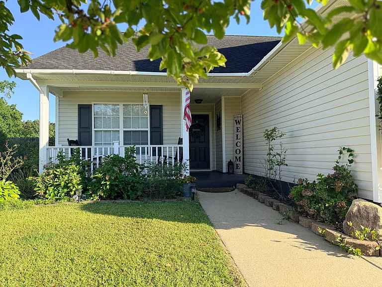 112 Beech Dr — Photo 4