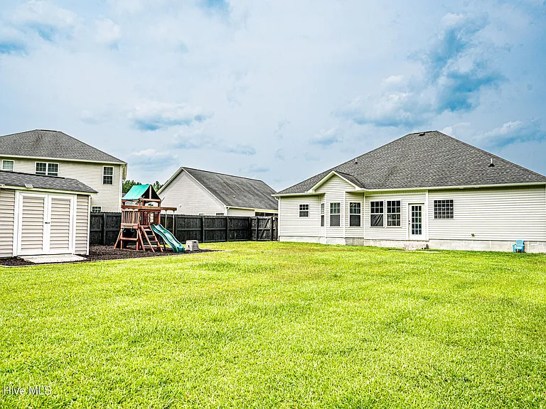 1202 Skipjack Ct — Photo 29