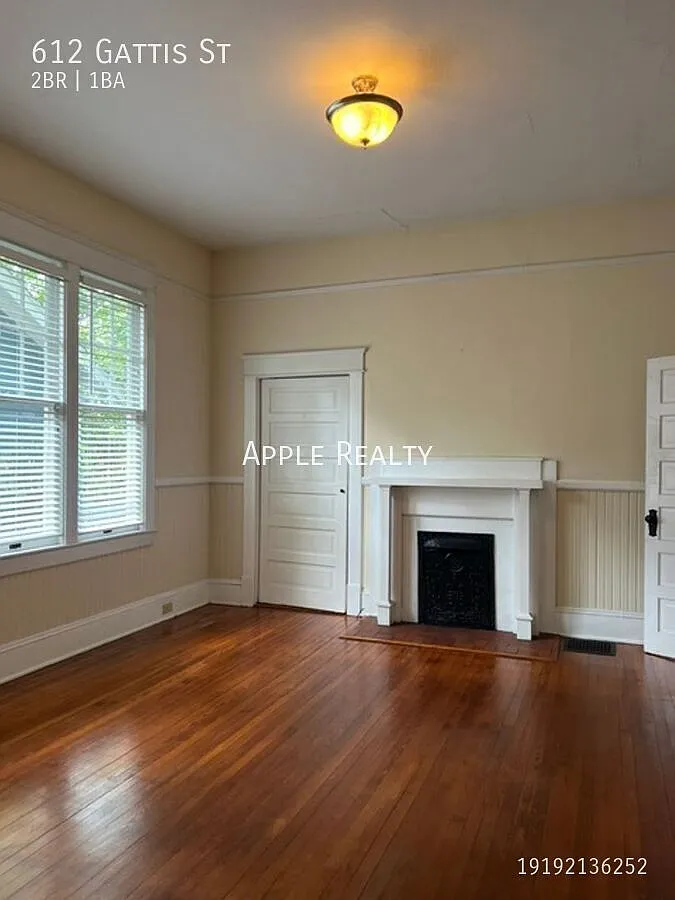 612 Gattis St - Gorgeous 2 Bedroom Craftsman house: Burch Avenue Neighborhood! — Photo 1