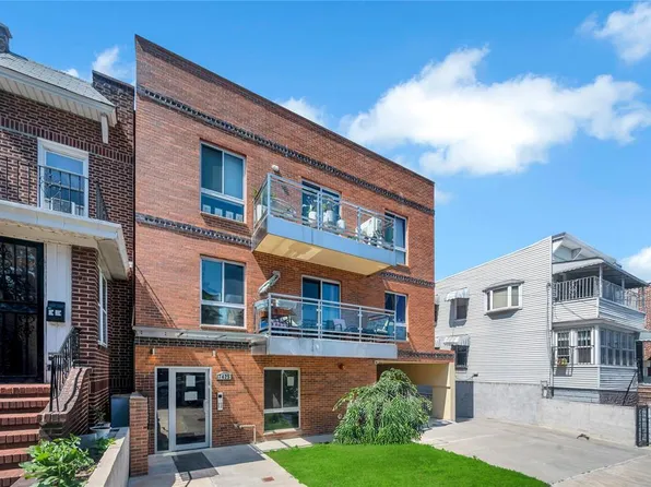 74-25 43rd Avenue image 20 of 20