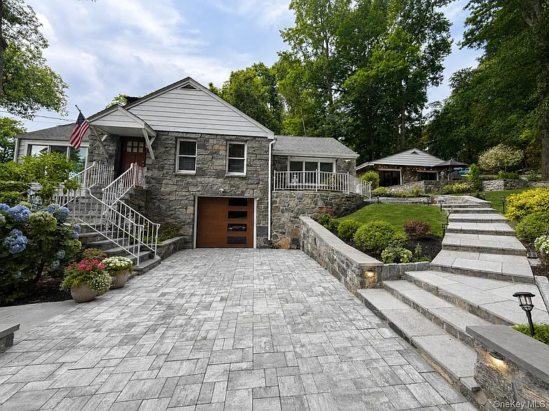 18 Kirk Lake Dr — Photo 22
