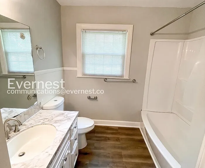 570 Hawkins Dr — Photo 24