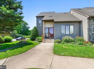 24 Hawk Valley Ln, Denver, PA 17517