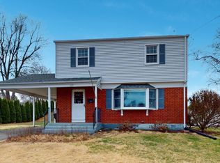 203 Green Manor Rd, Enfield, CT 06082