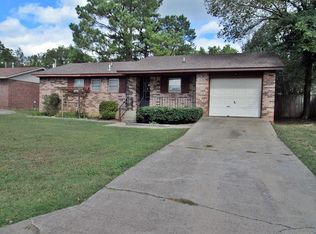 315 Dogwood Dr, Tahlequah, OK 74464