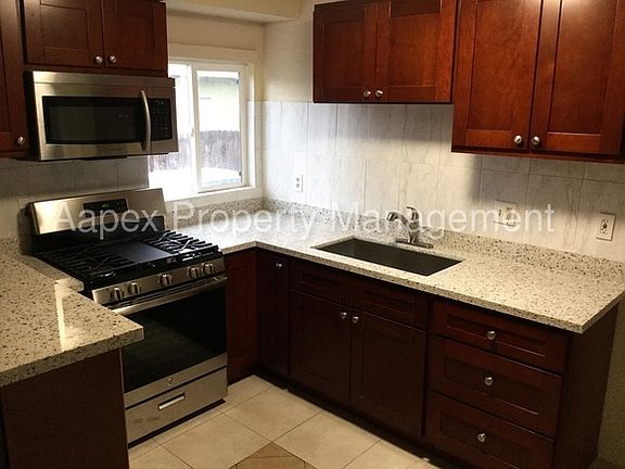5th image of 227 Valle Vista Ave
