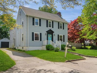 7 Florence Ave, Newport, RI, 02840