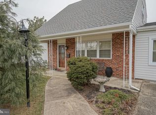 201 Kilburn Ave, Williamstown, NJ 08094