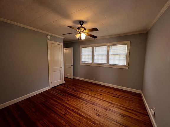 5th image of 452 W 1st Ave