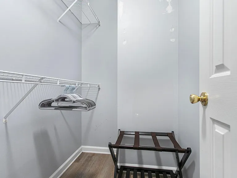729 Sunny Field Ln — Photo 39