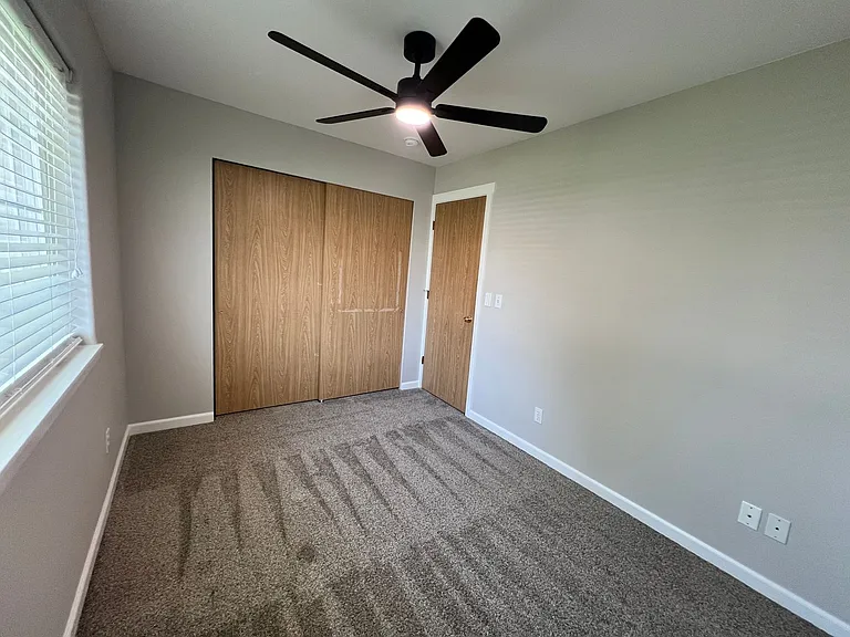 1351 Yost Cir NE — Photo 21