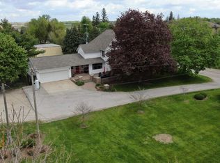 2711 Dows Williams Rd, Dows, IA 50071