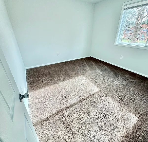 800 Brook Hill Rd — Photo 9