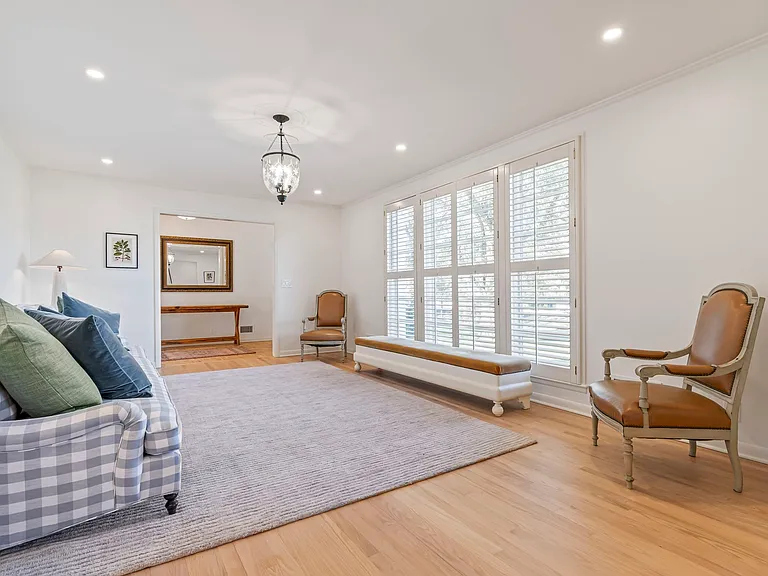 1209 Tyne Blvd — Photo 7